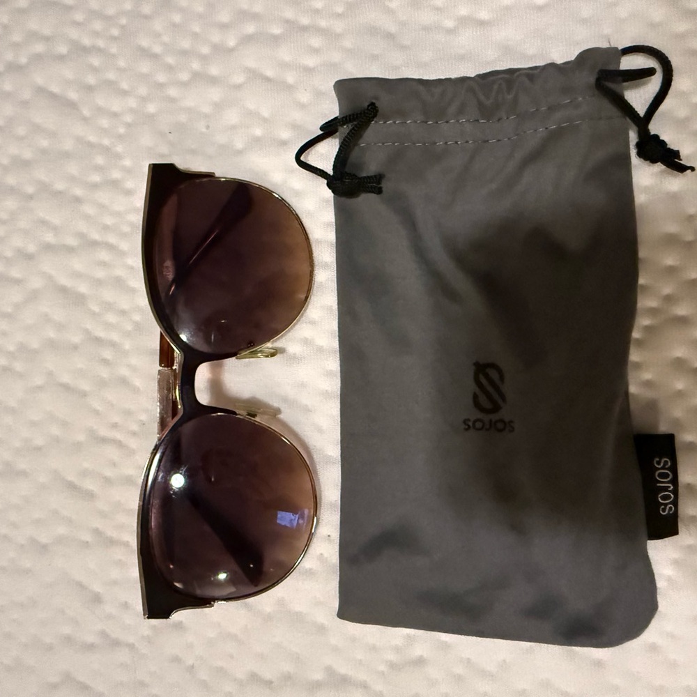 SUNGLASSES